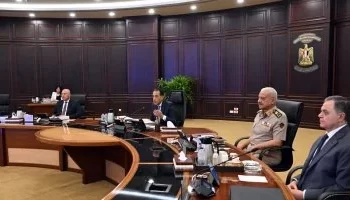 رئيس الوزراء يوجه بمراجعة منشآت الدولة في ظل موجة الحر ويؤكد دعم التعاون مع أفريقيا