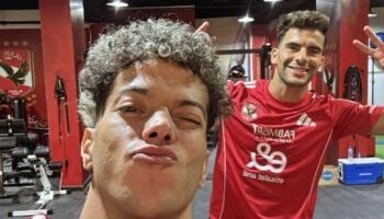 إمام عاشور يواصل التأهيل البدني ويظهر مع زيزو في جيم الأهلي استعدادًا للموسم الجديد