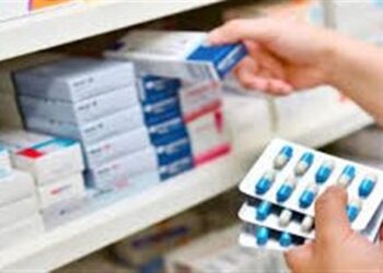 “الصحة” تنفي زيادة مساهمة المريض في تكلفة الأدوية بالتأمين الصحي