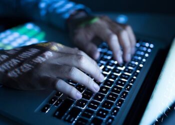 طرق الإبلاغ عن جرائم الإنترنت للإدارة العامة لتكنولوجيا المعلومات بوزارة الداخلية