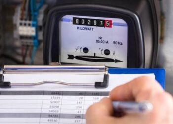 الكهرباء تتحرك بسرعة لضمان استمرار شحن العدادات رغم تعطل الإنترنت