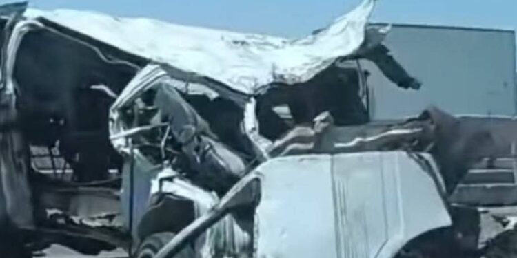 تصادم مروع على الطريق الإقليمي يسفر عن وفيات وإصابات.. والمعاينة ترجح فقدان السيطرة