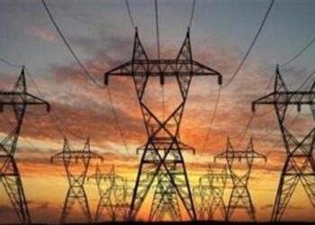 الكهرباء: أحمال غير مسبوقة في تاريخ الشبكة القومية للكهرباء أدت إلى العطل بالجيزة