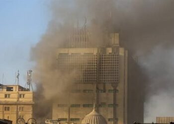 النيابة العامة تواصل التحقيق في حريق سنترال رمسيس وتكلف لجانًا فنية متخصصة لفحص الموقع