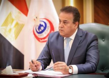 بالأسماء.. وزير الصحة يعتمد حركة مديري ووكلاء مديريات الشئون الصحية بالمحافظات