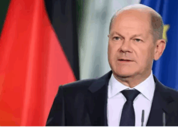 دير شبيجل: 200 شخصية ألمانية تطالب بوقف تسليح إسرائيل