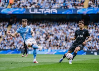 توتنهام يفوز على السيتي بهدفين نظيفين في الدوري الإنجليزي