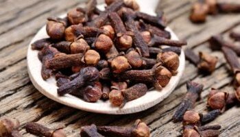 10 فوائد صحية مذهلة لتناول القرنفل يوميًا