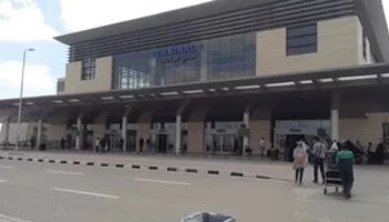 الإسكندرية تستعيد اسمها: “مطار برج العرب الدولي” يصبح “مطار الإسكندرية الدولي”