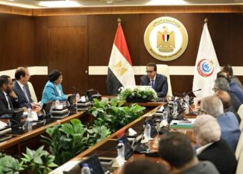 نائب رئيس الوزراء يترأس اجتماعًا لمتابعة كفاءة الخدمات الصحية وتطوير أداء القطاع