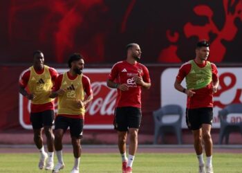 الأهلي يواجه فاركو بحثا عن الفوز الأول في الدوري.. اليوم