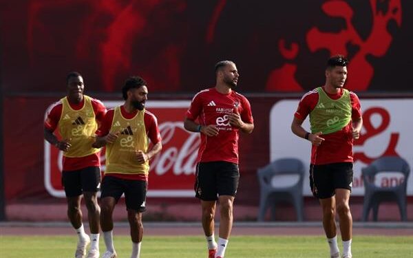 الأهلي يواجه فاركو بحثا عن الفوز الأول في الدوري.. اليوم