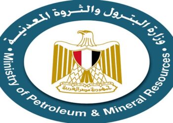 «البترول»: بدء إنتاج 7 ملايين قدم مكعب غاز من بئر جديد بالصحراء الغربية