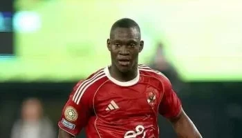 استبعاد ديانج من التشكيل الأساسي يعرقل مفاوضات الأهلي لتجديد عقده