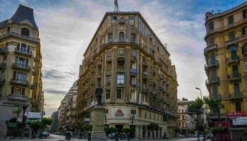 قانون الإيجار القديم الجديد يدخل حيز التنفيذ وينهي العقود تدريجيًا ويرفع القيم الإيجارية