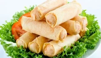 وصفة شهية للكبار والصغار.. طريقة عمل رقائق الجبنة على طريقة الشيف فاطمة عبد المنعم