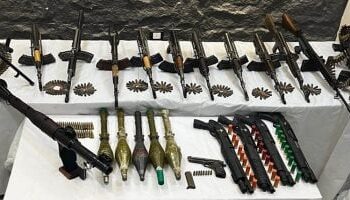 الداخلية تعلن ضبط ترسانة أسلحة بأسيوط بعد مصرع عنصر إجرامي خطير