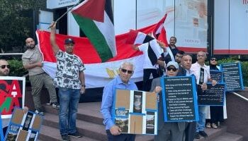 وقفة تضامنية في نيويورك دعمًا لموقف مصر الإنساني تجاه غزة ورفضًا لتشويه دورها