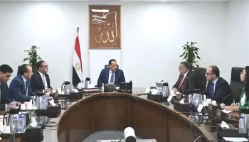 رئيس الوزراء يتابع خطة تطوير المنطقة الاقتصادية للمثلث الذهبي