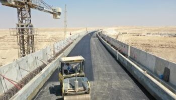 إنجاز جديد للبنية التحتية.. الانتهاء من إنشاء كوبري “خور مايو” ضمن مشروع القطار الكهربائي السريع