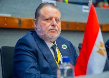 من هو حسن عبد الله محافظ البنك المركزي بعد التجديد الرابع له؟