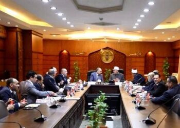 مشيخة الأزهر تستضيف اجتماع مجلس إدارة صندوق رعاية المعلمين لمناقشة تطوير الخدمات وتعزيز الاستقرار المهني