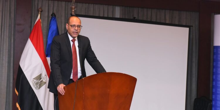 وزير العمل: قانون العمل الجديد يدخل حيز التنفيذ غدًا