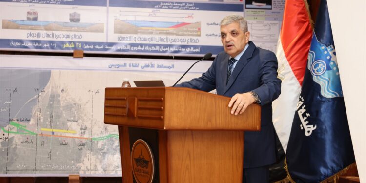 الفريق أسامة ربيع يستقبل وفدًا دبلوماسيًا من المرشحين لتمثيل مصر بالخارج