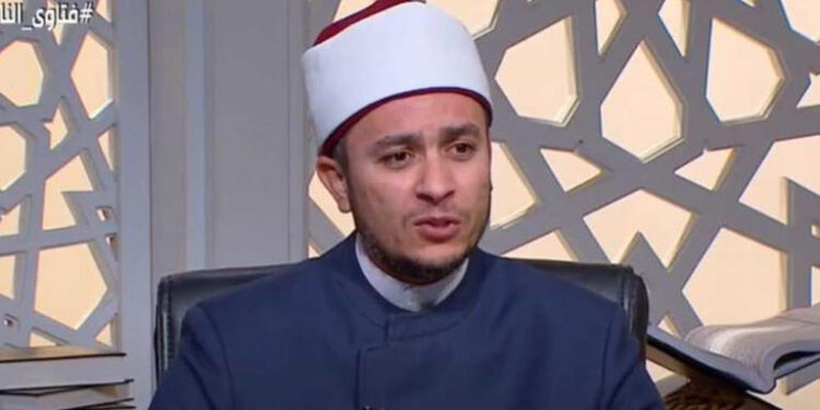 حكم الدعاء والتحدث مع الله في السجود