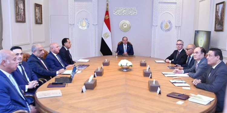 الرئيس السيسي يستقبل قيادات شركتي “سكاتك” النرويجية و”صنجرو” الصينية لبحث التعاون في مشروعات الطاقة المتجددة والهيدروجين الأخضر