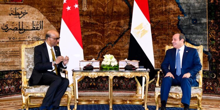 السيسي: توافق مصري – سنغافوري لإنهاء الكارثة الإنسانية في غزة