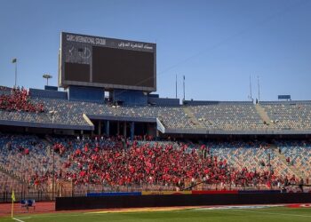 القمة 131.. جمهور الأهلي يبدأ في التوافد على استاد القاهرة