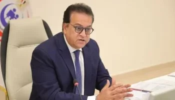 وزير الصحة يؤكد: العلاج الطارئ مجاني وتهديد بالغلق للمستشفيات المخالفة