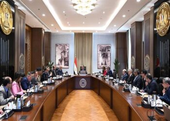 «مدبولي»: خطة لزيادة حجم أسطول الطيران بنحو 30% خلال الفترة المقبلة