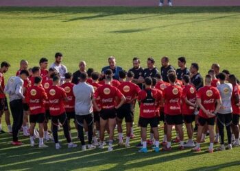 الخطيب للاعبي الأهلي: كرة القدم ليست أسماء.. لكن رجولة وأداء