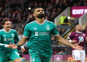 صلاح ينفرد بالمركز الرابع في ترتيب الهدافين التاريخيين للدوري الإنجليزي