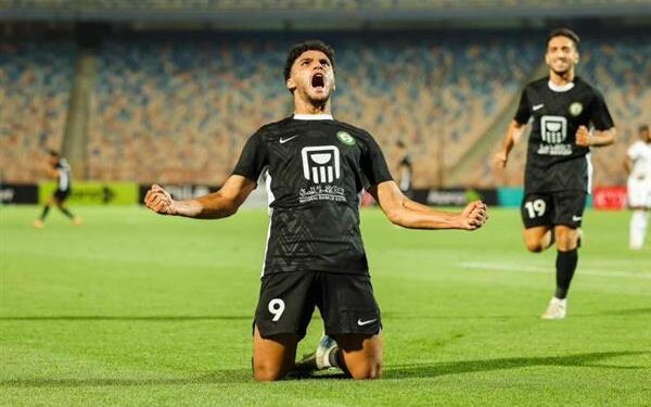 أشرف نصار: أسامة فيصل رفض الانتقال للأهلي وتمسك بالبقاء مع البنك الأهلي