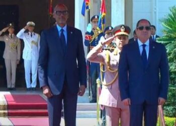 الرئيس السيسي يطلع نظيره الرواندي على جهود مصر لوقف الحرب الإسرائيلية على غزة