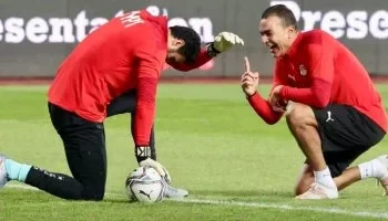 عصام الحضري: محمد الشناوي الحارس الأول لمنتخب مصر.. وأتوقع نهائي مصري مغربي بأمم أفريقيا