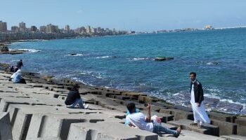 حالة الطقس اليوم: طقس حار نهاراً وشبورة مائية كثيفة صباحاً