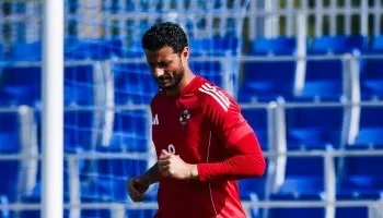 عماد النحاس يثبت محمد الشناوي في حراسة مرمى الأهلي ويرفض سياسة التدوير