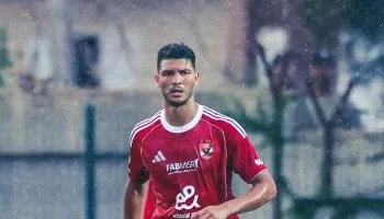 الأهلي يصطدم بإنبي الليلة في قمة الجولة السادسة وسط غيابات مؤثرة