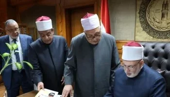 وكيل الأزهر يعتمد نتائج امتحانات الدور الثاني للشهادتين الابتدائية والإعدادية