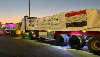 الهلال الأحمر المصري يطلق القافلة رقم 30 «زاد العزة» إلى غزة بـ2750 طن مساعدات