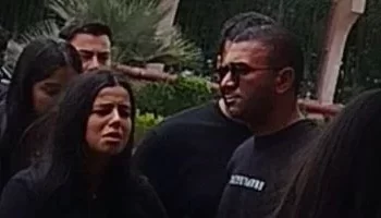 انهيار مريم عامر منيب في جنازة خطيبها المطرب الراحل عمرو ستين