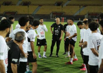 منتخب مصر ينظم ممرًا شرفيًّا لمحمد صلاح.. اعرف السبب “صور”