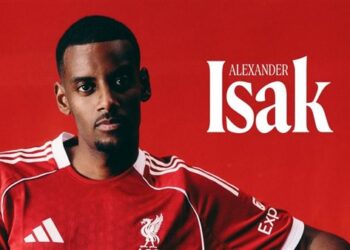 ألكسندر إيزاك يصبح ثالث أغلى صفقة في تاريخ كرة القدم