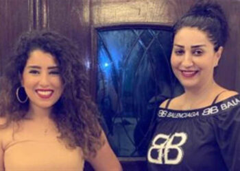 أيتن عامر تشارك كواليس مسرحية “فيلم رومانسي” في دبي