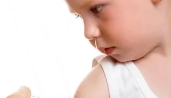 تطعيم الإنفلونزا.. “الصحة” تنصح بالحصول عليه سنوياً بدءاً من عمر 6 أشهر.. وهذا هو السبب