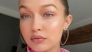 جيجي حديد تتصدر الترند بعد حديثها الصريح عن “مرض هاشيموتو”.. ما هو هذا المرض المناعي الذي يهاجم الغدة الدرقية؟